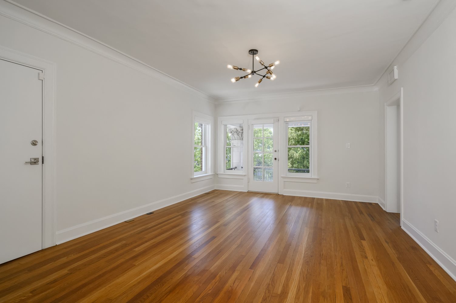 Gallery Photo 10